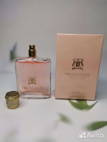 Trussardi Donna Delicate Rose для нее