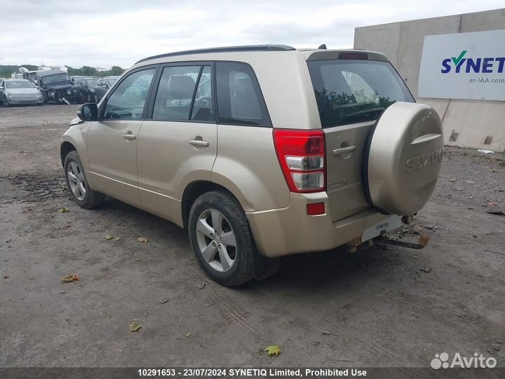 В разборе Suzuki Grand Vitara 2.4 2008-2012