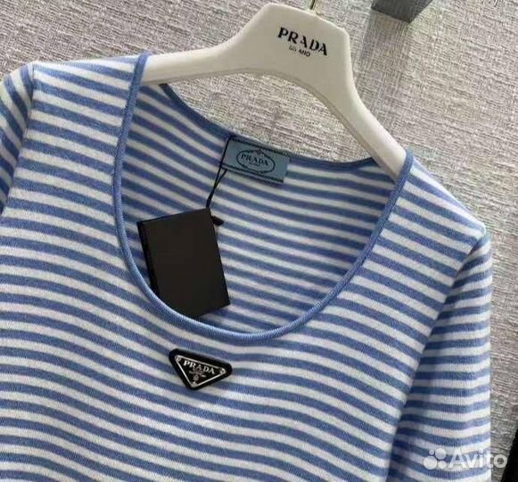 Футболка Prada