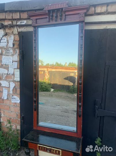 Зеркало старинное