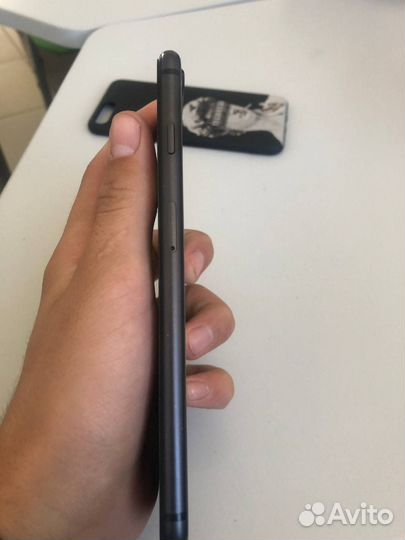 iPhone 8 Plus, 128 ГБ