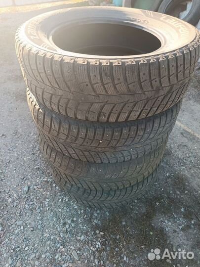 Taurus Road Terrain 225/65 R17