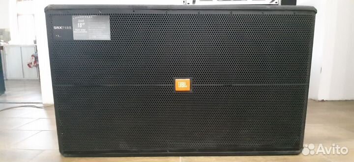 Напольные колонки jbl