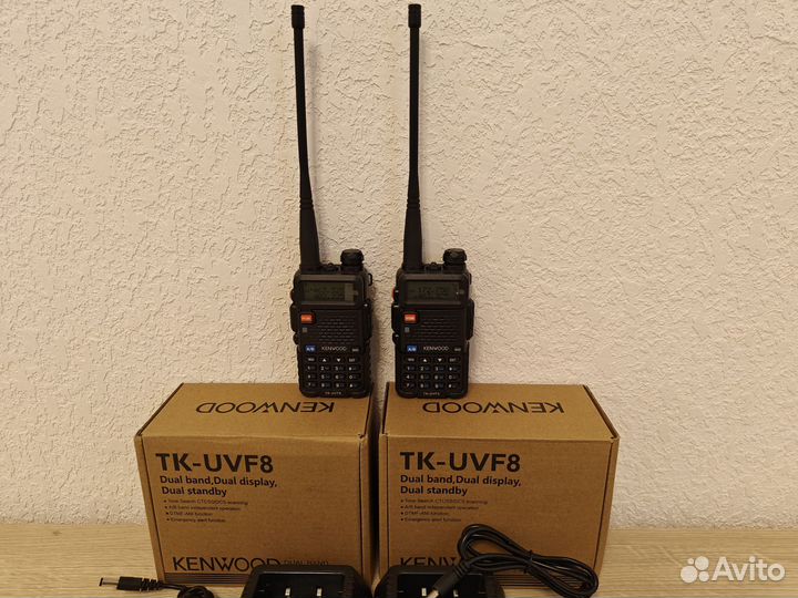 Kenwood TK-UVF8 рации 2 штуки с гарнитурами