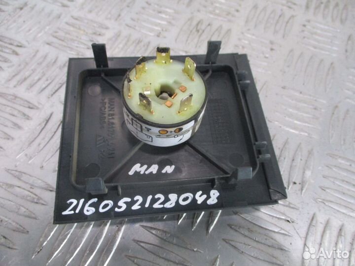 Декоративная крышка MAN 81617010241