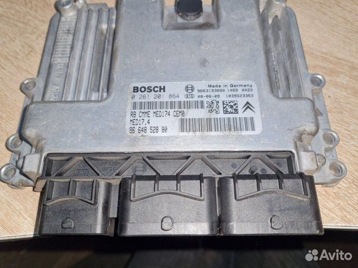 Блок управления двс Peugeot 308 универсал 1.6T