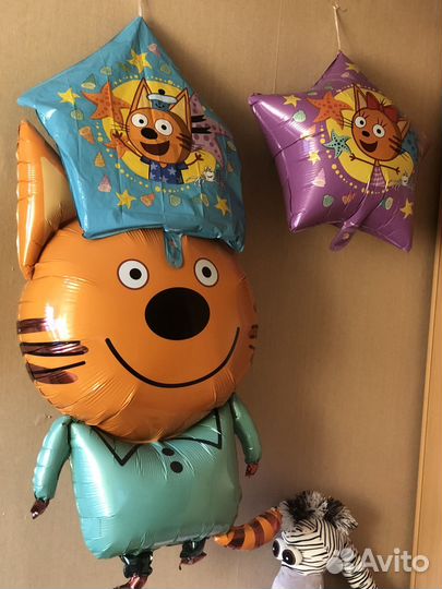 Цифра 3 на день рождения шары три кота