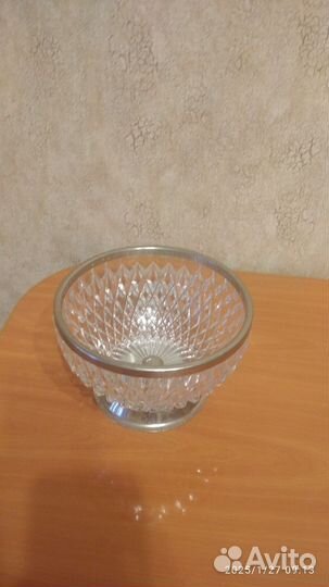 Ваза хрустальная СССР с мельхиором