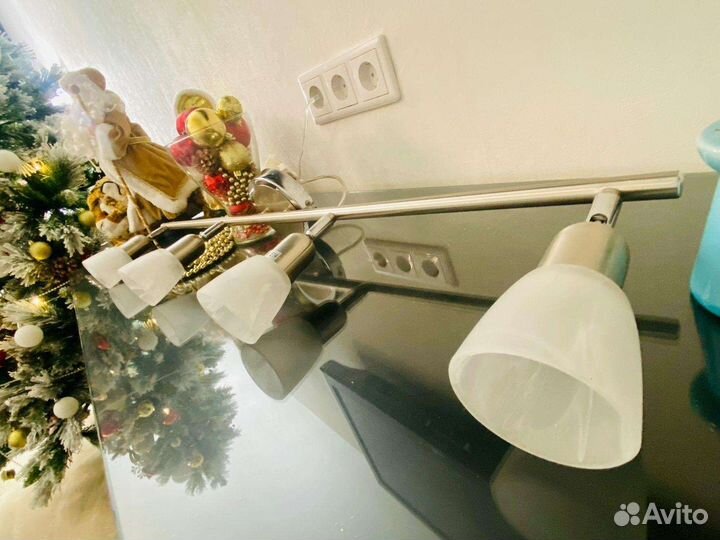 Люстра + 2 светильника