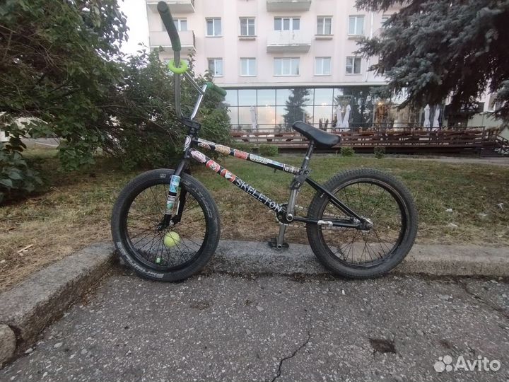 Трюковой велосипед бмх
