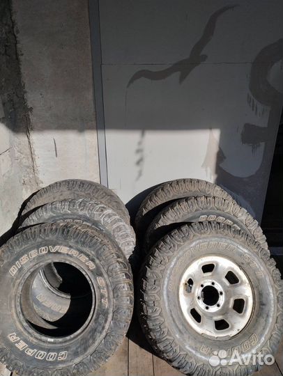 Cooper Discoverer STT 31.5/75 R16