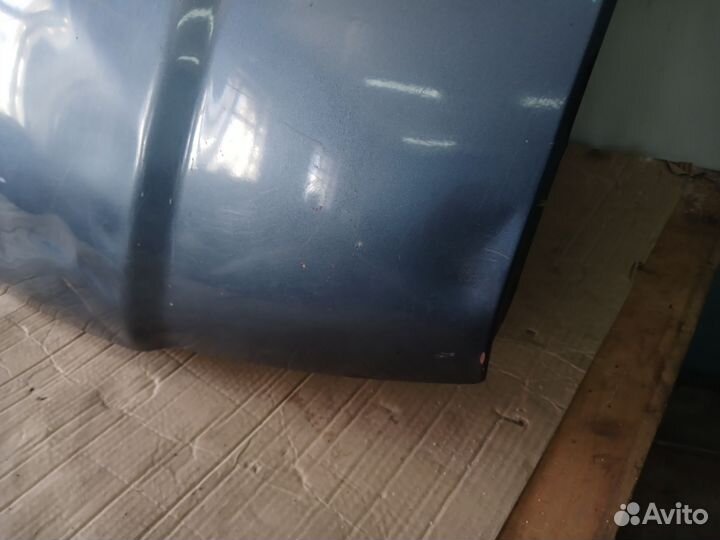 Капот Iran Khodro Samand под ремонт