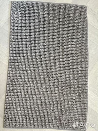 Коврик для ванной и туалета