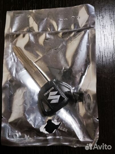 Ключ зажигания Suzuki