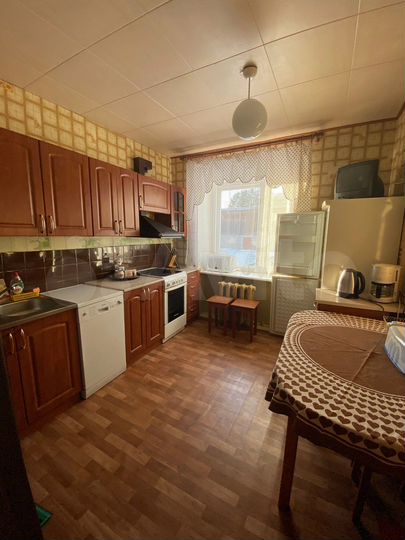 3-к. квартира, 84 м², 1/2 эт.