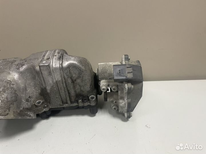 Впускной коллектор Audi A3 8P A4 A5 8T A6 C6 Q5 8R