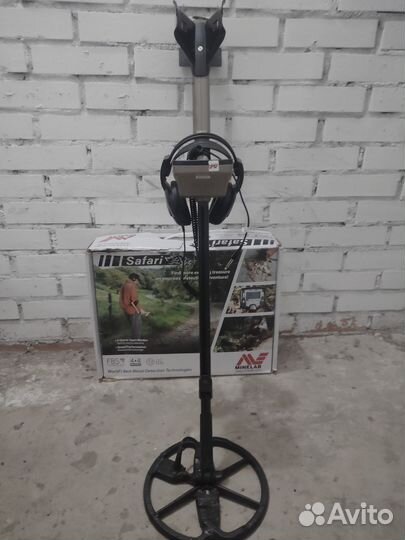 Металлоискатель minelab safari
