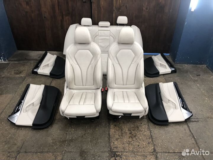 Комплект сидений Sport BMW 5 Серии G30