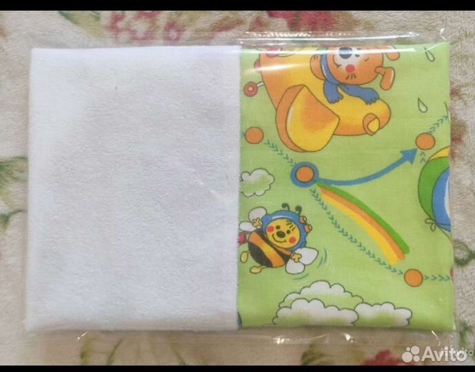 Матрасик на пеленальник и пеленка непромокаемые