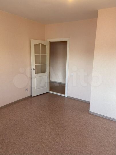 1-к. квартира, 42 м², 9/10 эт.