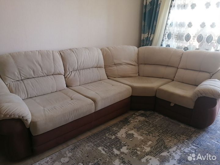 Большой угловой диван раскладной бу