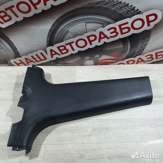 Накладка на стойку кузова передняя левая Chevrolet