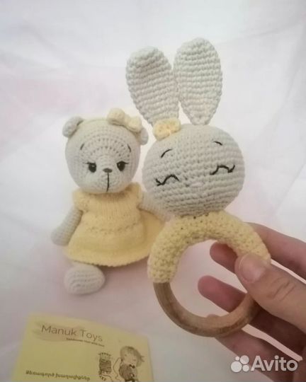 Вязанные игрушки,погремушки,брелки