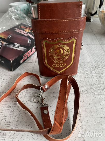 Фляга со стопками