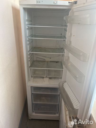 Холодильник на запчасти