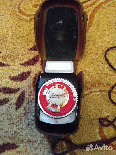 Фотоэкспонометр, фотовспышка СССР