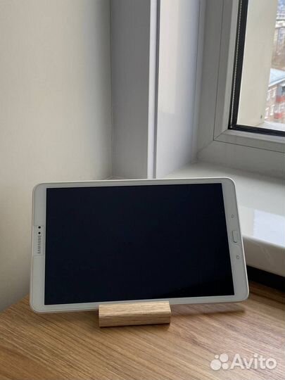Планшет Samsung Galaxy Tab A 10.1 (SM-T585)
