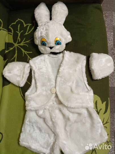 Новогодний костюм зайчика и пиратские штучки