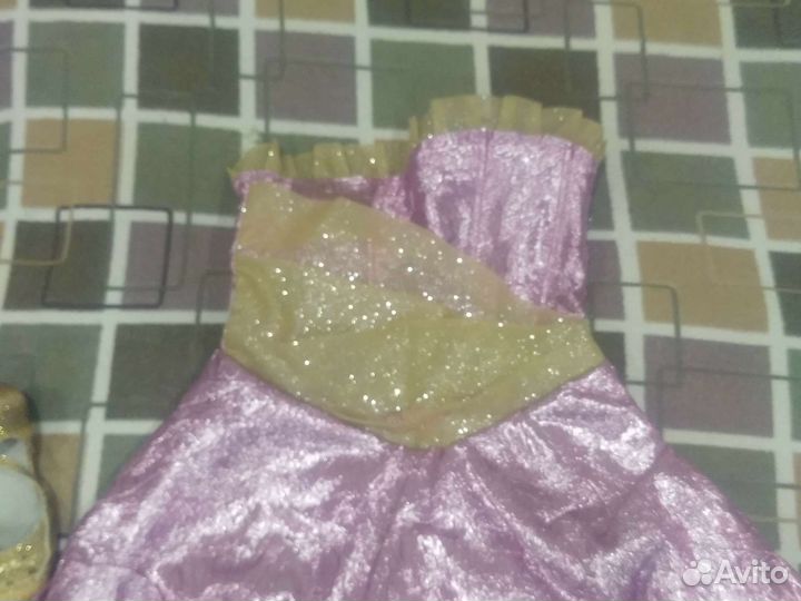 Платье для девочки нарядное