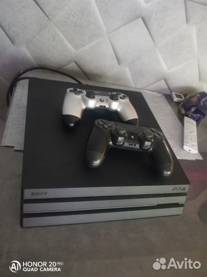 Sony PS4 pro 1tb