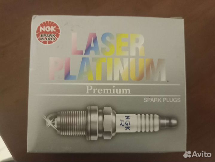 Свеча зажигания