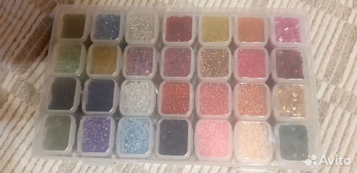 Набор бисера 28цв