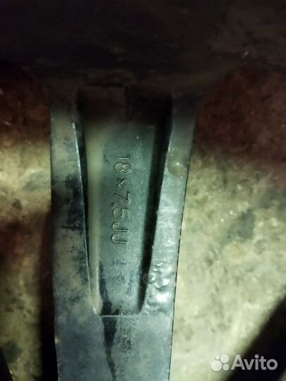 Комплект литых дисков R18