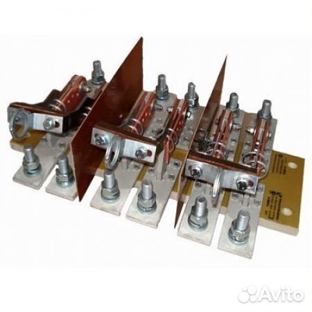 Разъдинитель ре19-44-31160 2000А