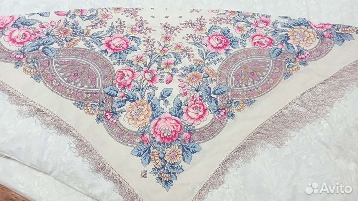 Павлопосадский платок шерсть. Доставка по Кирову