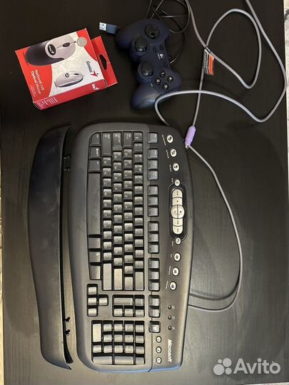 Клавиатура, мышка, геймпад, микрофон