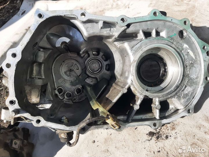 Корпус кпп для Geely MK / Cross