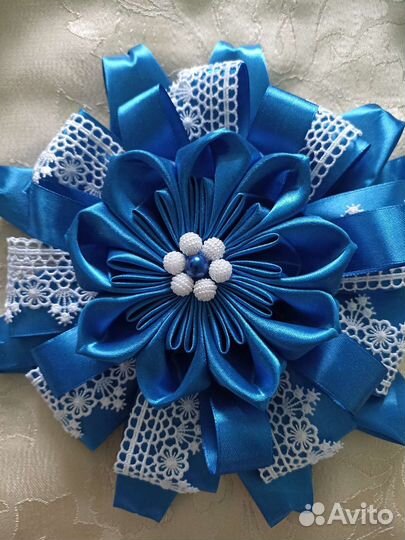 Бант на выписку ручной работы