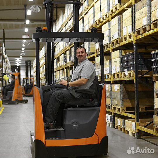 Водитель электроштабелера Ежедневная оплата