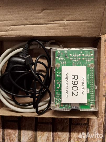 WI-FI роутер huaweyecholifehg8245, Poster R902