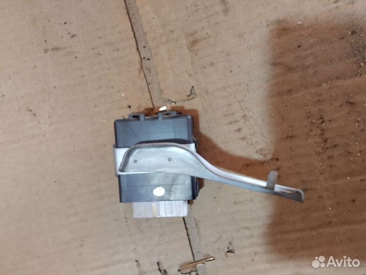 Блок управления стеклочистителями Toyota Camry 40