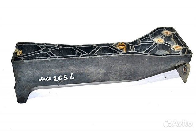 Кронштейн переднего бампера, левый MAN TGX 18.680