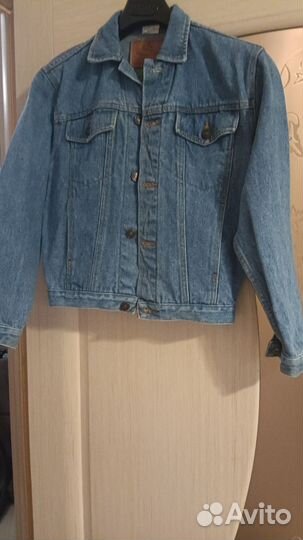 Джинсовая куртка
