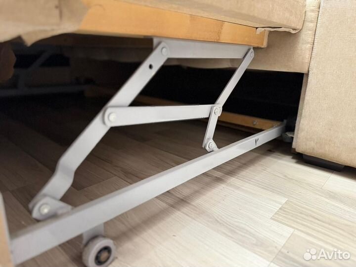 Угловой диван бу