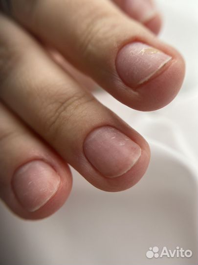 Маникюр и педикюр