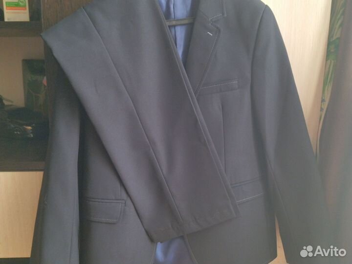 Школьный костюм для мальчика 134 черный